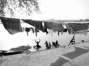 PENICAUD Christophe : Lessive sur le Niger