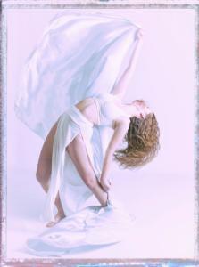 082 Florent  Poulain - Danseuse en blanc