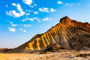 738 SETIER PHILIPPE - Premieres lueurs sur les Bardenas