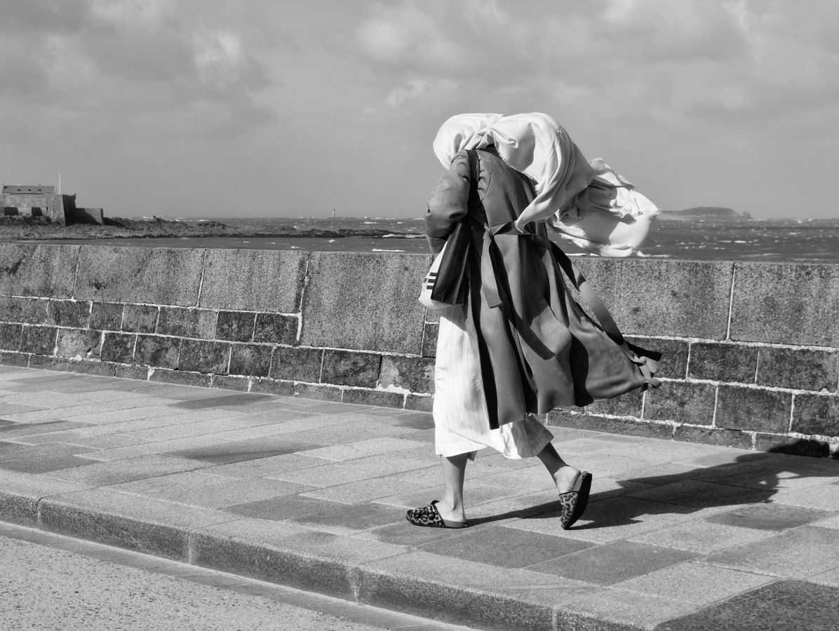 173_BLETON_Nathalie_-_Saint-Malo_sous_un_vent_venu_d'ailleurs