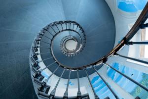 661_SETIER_Philippe_-_L'escargot_de_pierre